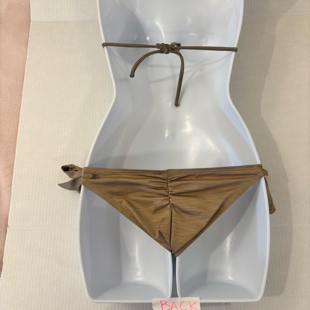 Vix Paul Hermanny Chic tan Bikini  with Halter Neck and faux strap gold accent - Picture 6 of 16